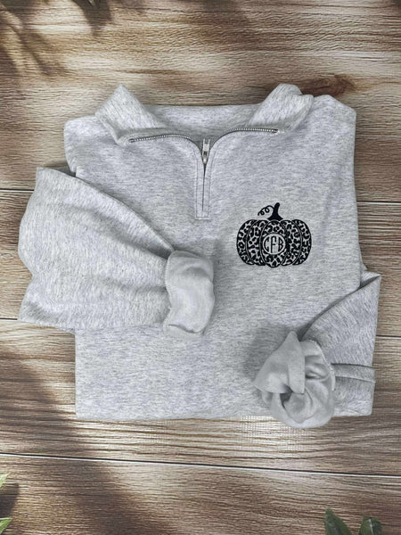 Monogram pullover with pumpkin